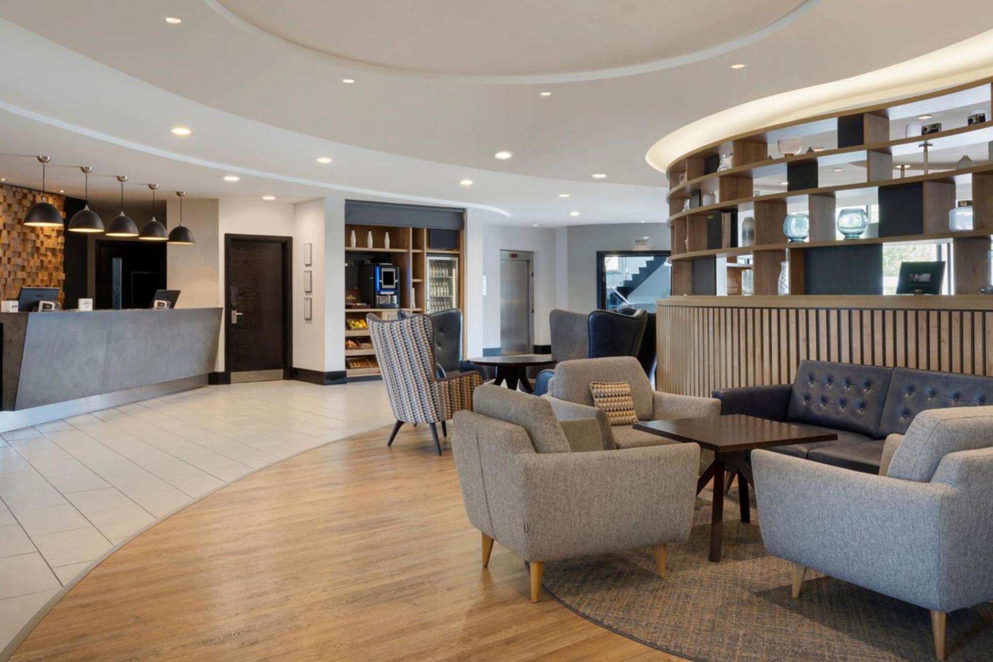 Delta Hotels By Marriott Nottingham Belfry Exterior foto